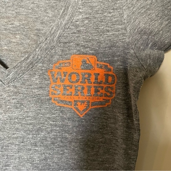 Victoria’s Secret PINK SF Giants World Series Short Sleeve T-Shirt - Picture 2 of 5